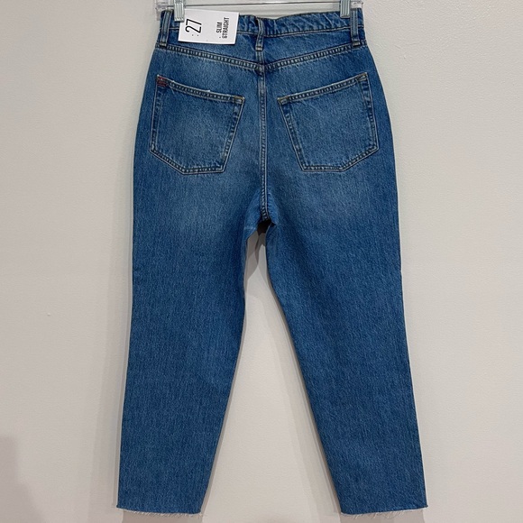 Urban Outfitters BDG NWT Slim Straight High Rise Jeans in Light Wash, Size 27 - Picture 8 of 11